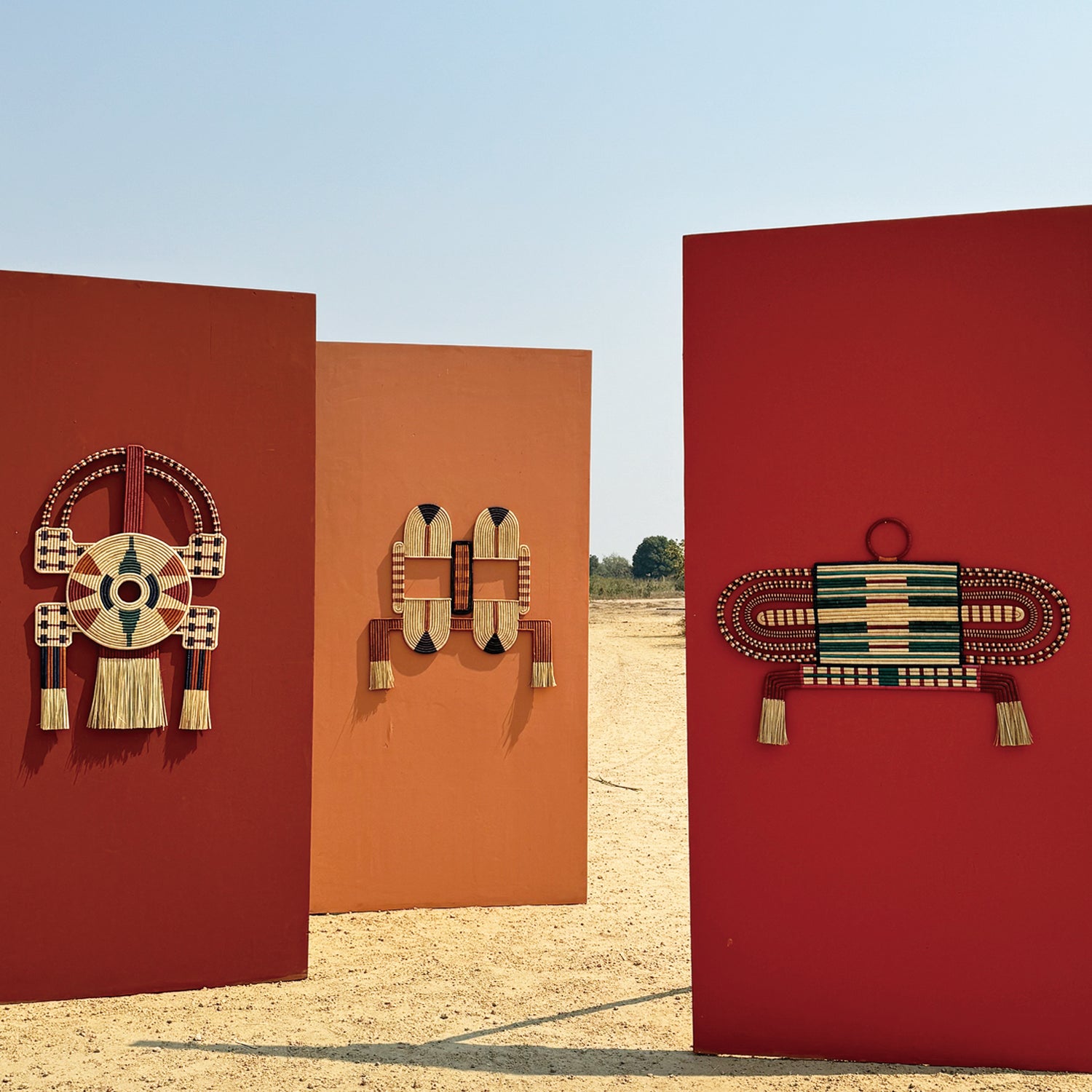 Dubi Wall pieces